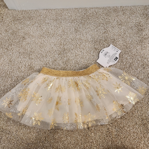 New with tags! Bundle of 2 Baby Girls Holiday Skirts size 0-3M - Picture 6 of 7